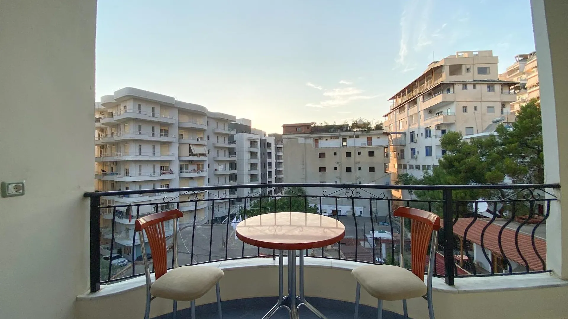 Summerland Saranda Apartment