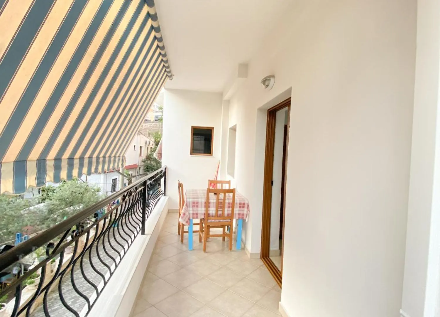 Apartment Summerland Saranda Albania